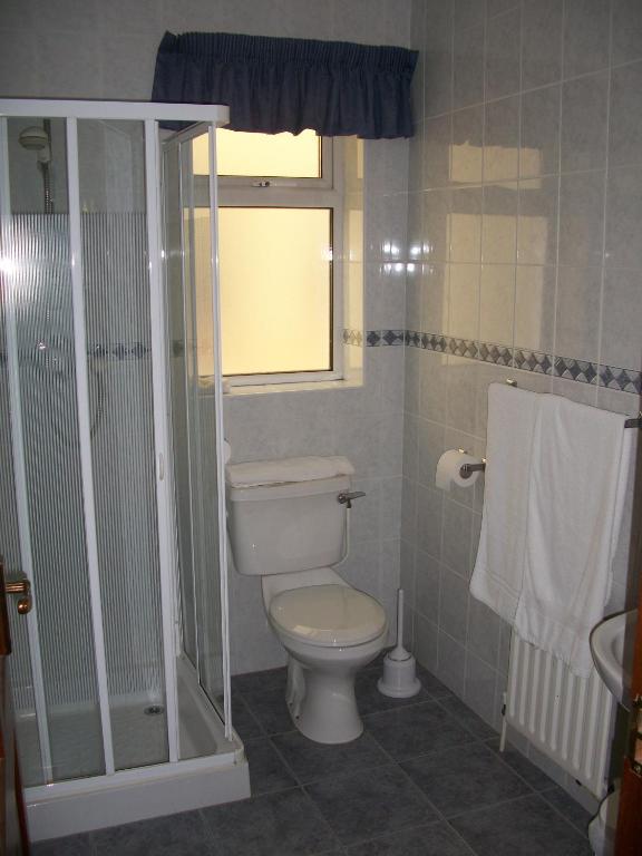 Seashore Lodge Guesthouse Galway Habitación foto