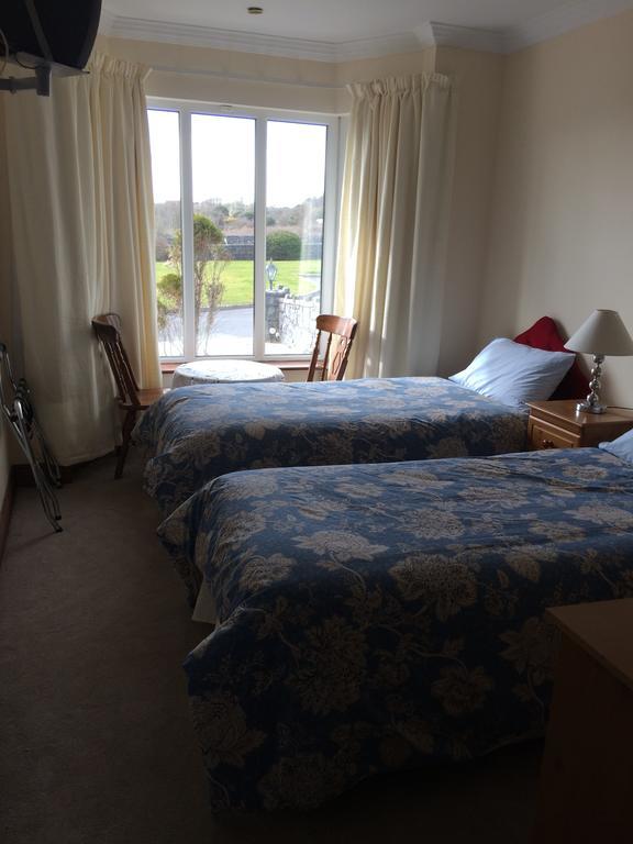Seashore Lodge Guesthouse Galway Habitación foto